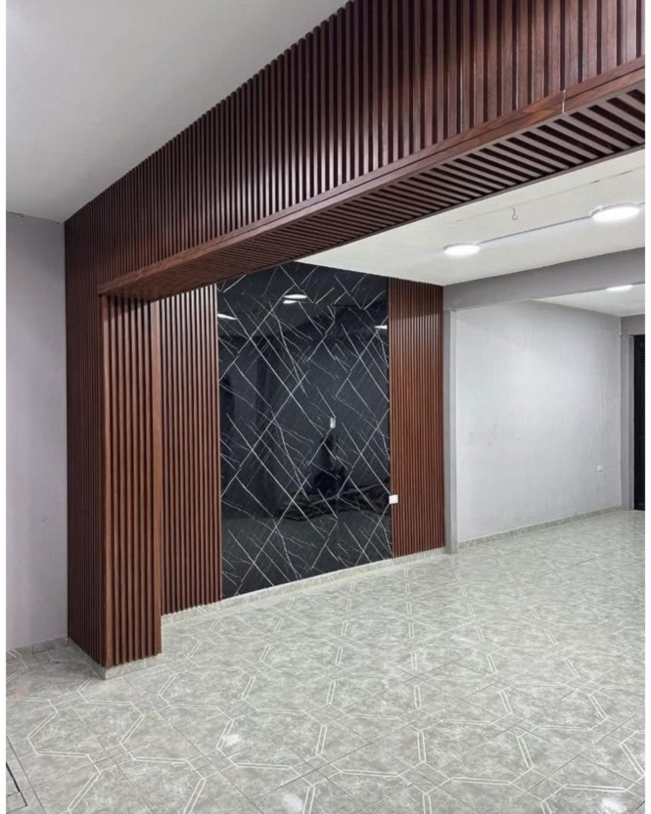 LAMBRIN PVC
